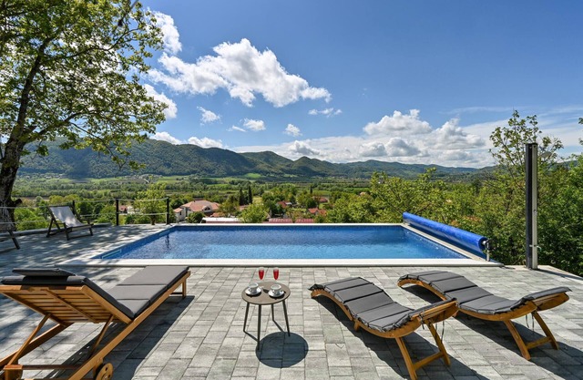 Superbe maison à Kumrovec avec sauna