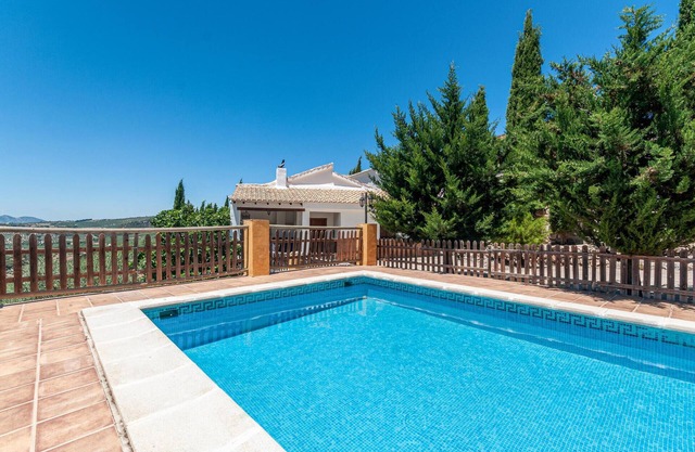Superbe maison à Montefrio avec cuisine