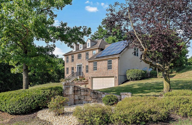 Stunning Home Near Hersheypark & Gettysburg, Fast Wi-Fi w/ HULU