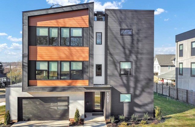 Stunning Home w/Pool/HotTub,Gym, GameRoom, Rooftop