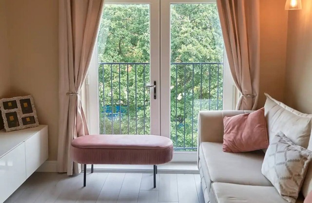 Stunning Luxury 2 Bed Apartment with En-Suite