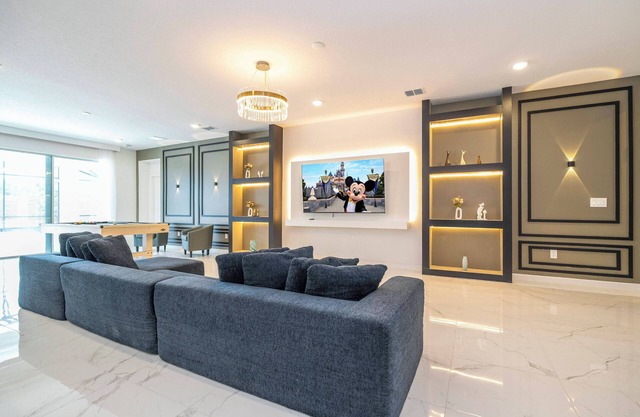 Stunning Masterpiece 15 ensuites