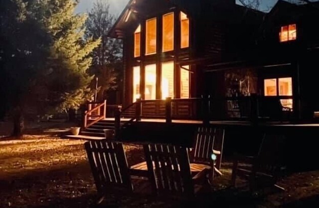 Superbe retraite du Montana située sur la «Backroad to Yellowstone».