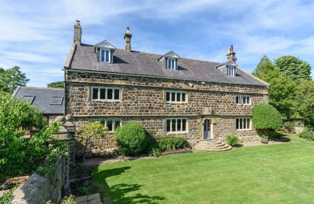 Stunning Northumberland 10 Bed House with Hot Tub