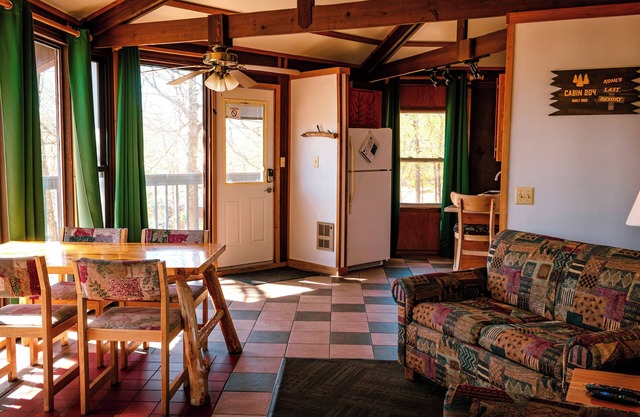 Stunning Octagon Cabin Getaway