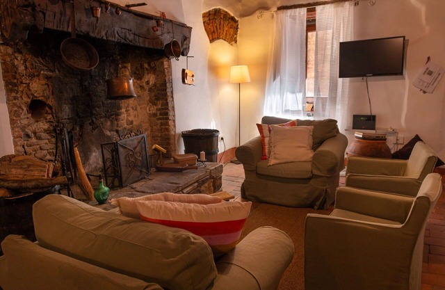 Maison de vacances privée avec climatisation, WIFI, TV, patio, parking, près de Arezzo