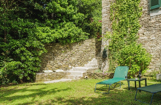Belle maison de vacances privée pour 4 personnes avec WIFI, TV, terrasse, animaux admis et parking