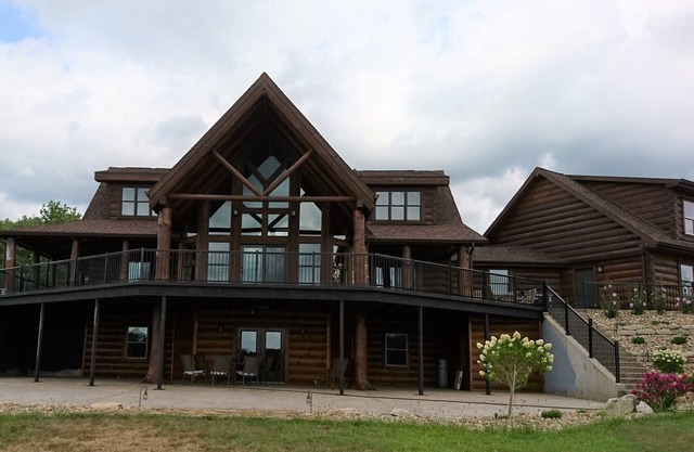 Superbe escapade en cabine privée avec magnifique cheminée près de Quincy, Illinois
