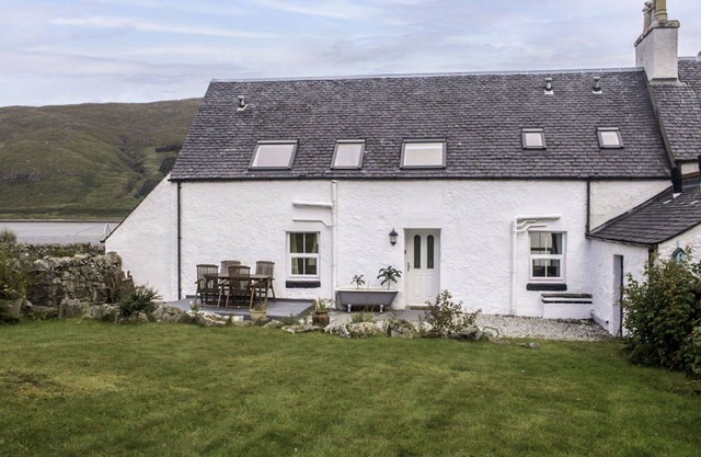 Belle maison de vacances privée pour 6 personnes avec WIFI, TV, patio, animaux admis et parking