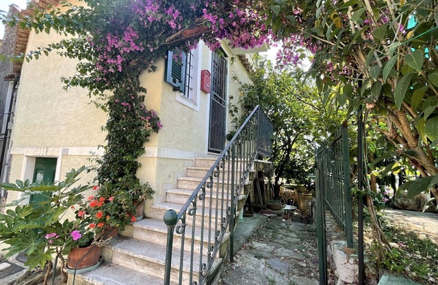 Magnifique maison de vacances privée avec WIFI, TV, patio, animaux admis et vue panoramique