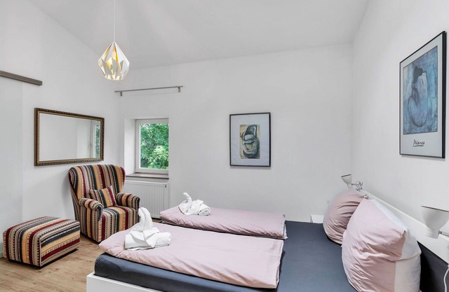 Magnifique maison de vacances privée avec internet, TV, terrasse, animaux admis et parking