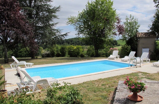 Maison de vacances privée avec piscine privée, climatisation, WIFI, TV, terrasse, parking