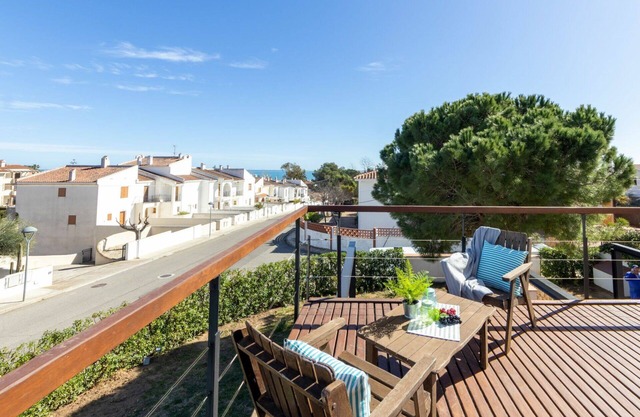 Magnifique maison de vacances privée avec climatisation, piscine privée, WIFI, TV, patio, parking