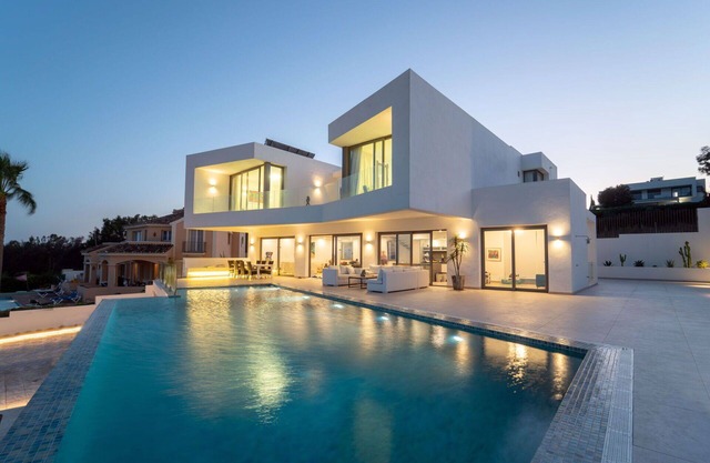 Maison de vacances privée avec climatisation, piscine privée, WIFI, TV, terrasse, parking
