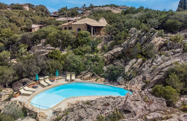 Maison de vacances privée avec WIFI, piscine privée, climatisation, TV, terrasse, parking