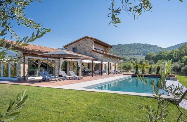 Maison de vacances privée avec piscine privée, sauna, climatisation, TV, patio, près de Cortone