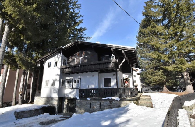 Belle maison de vacances privée avec bain à remous, WIFI, TV, balcon et animaux admis