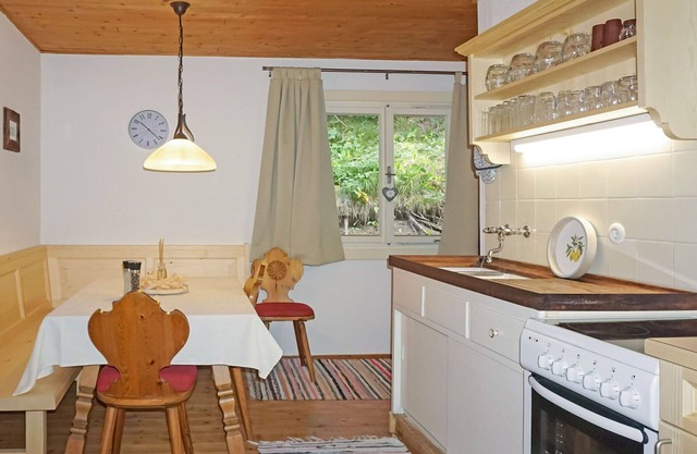 Merveilleuse maison de vacances privée pour 7 personnes avec TV, patio et parking
