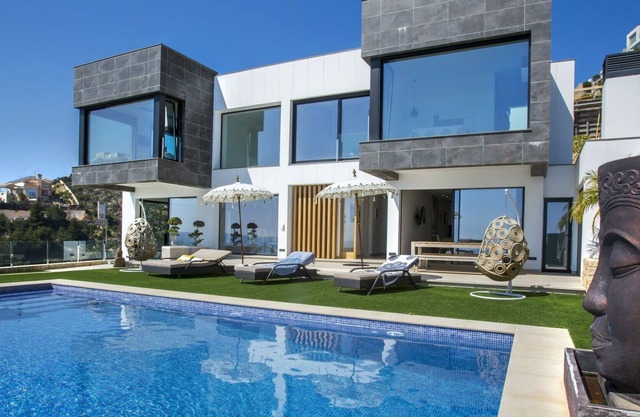 Merveilleuse maison de vacances privée avec climatisation, WIFI, piscine privée, TV et parking