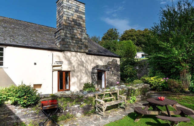 Magnifique maison de vacances privée avec bain à remous, WIFI, TV, patio, animaux admis, parking