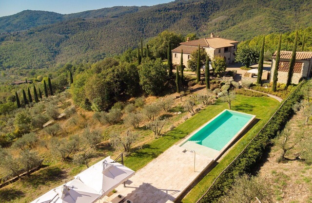 Maison de vacances privée avec climatisation, WIFI, piscine privée, TV, patio, vue panoramique