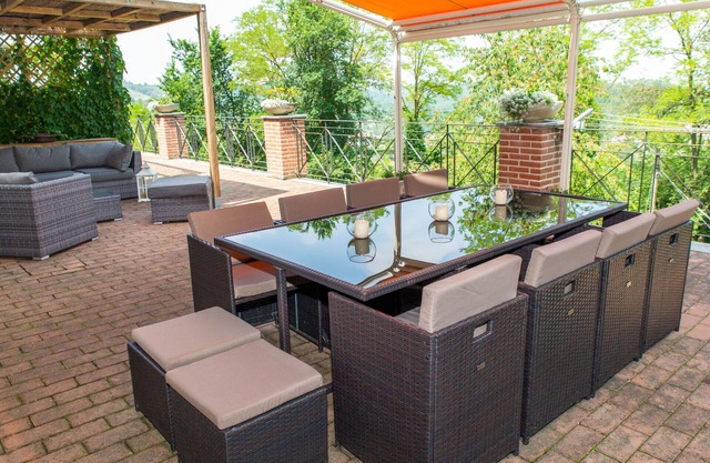 Maison de vacances privée avec bain à remous, piscine privée, climatisation, WIFI, terrasse