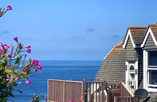 Magnifique maison de vacances en bord de mer; Près de la plage avec vue imprenable sur la mer