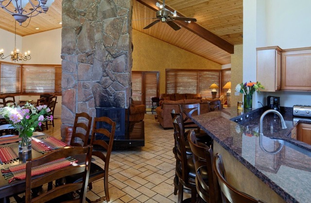 Superbe, isolée 5 chambres / 3. 5 salles de bain Sedona Retreat !!
