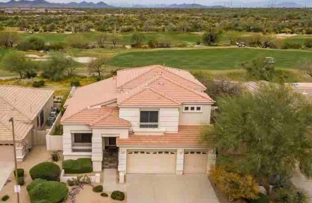 MAGNIFIQUE ET SPACIEUX Desert Ridge Accueil | 2897 pieds carrés