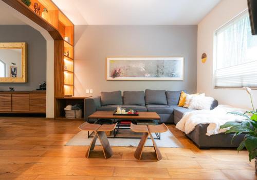 Stunning Townhouse in Condesa with private terrace