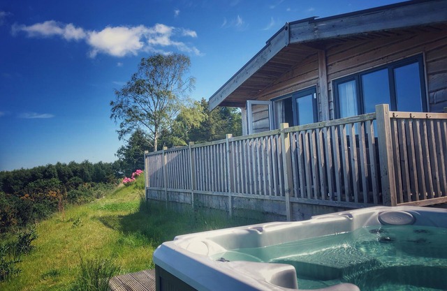 Une vue imprenable depuis le bain à remous, idyllique, élégant et privé