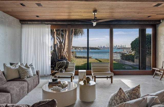 Stunning views in Watsons Bay with Beach Access