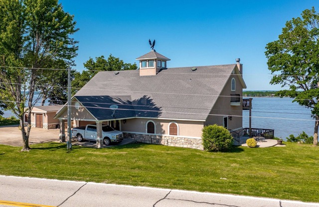 Stunning Views, Boat slip, Kids Haven, Pool Table & more!