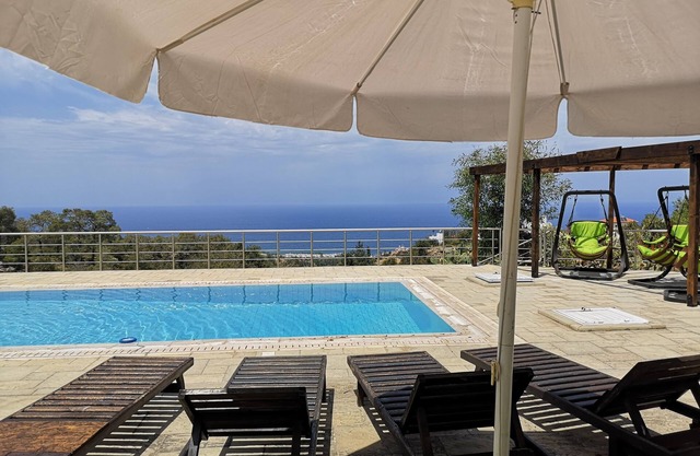 Vues imprenables sur Mer et Montagne emplacement parfait, un petit morceau de paradis.