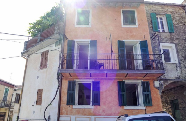 Merveilleuse maison de vacances pour 4 personnes avec WIFI, balcon, animaux admis et vue panoramique