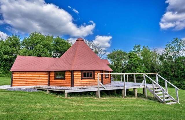 Stunning villa for 5 people with parking