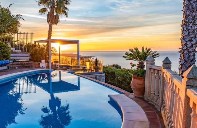 Superbe villa classique dans le sud de l'Espagne