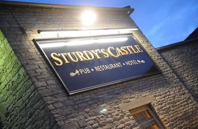 Sturdy's Castle Country Inn