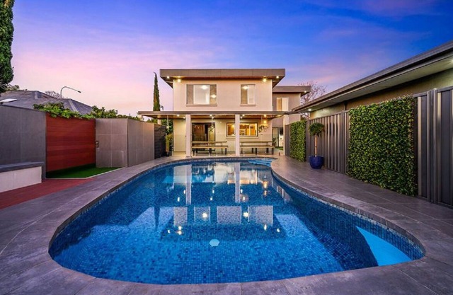 Style, sophistication & charm this home has it all