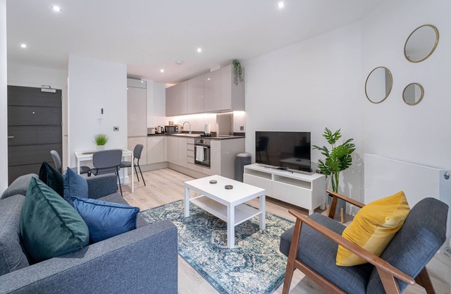 Modern 1 bed apartment in Central Solihull