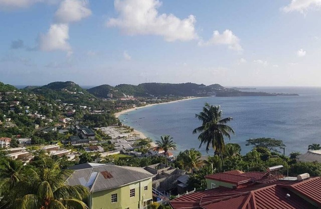 Stylish 1 Bedroom Beach view