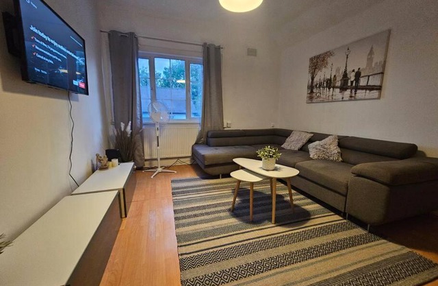 Stylish 2 Bed Apt - Harry Potter/Leavesden Studios/Watford/Hemel Hempstead - Families/Professionals & Contractors Welcome - Serviced Accomodation