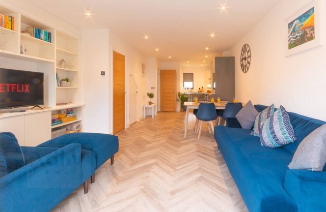Discover this Stunning 2-bed house in Westgate-on-Sea. A stone throw from St. Mildred's Bay Beach.