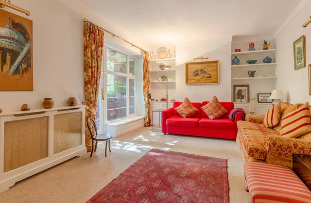 Stylish 2 Bedroom Apartment in Peaceful Richmond