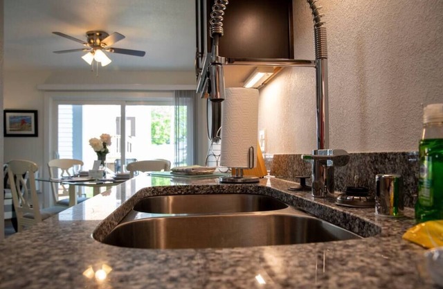 Stylish 2 Bedroom Serviced Apartment