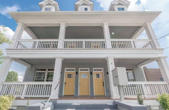 Stylish 2BR in Downtown Durham – Walk to Dining, DPAC & Nightlife!