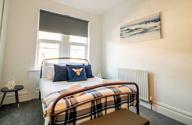 Stylish 3-Bed Flat in South Shields