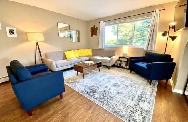 Rare Find: 3-Bedroom 1 Mile from Downtown & Michigan Stadium w/ Free Parking