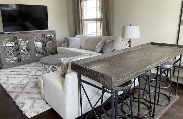 Stylish 3BR/2BA home near trails & downtown