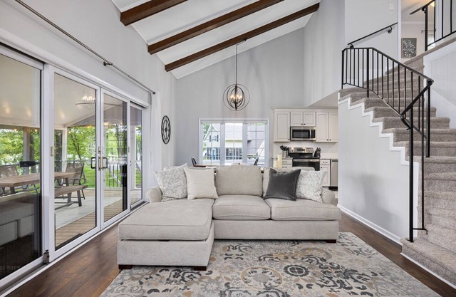 Gorgeous view, newly renovated, lakefront!